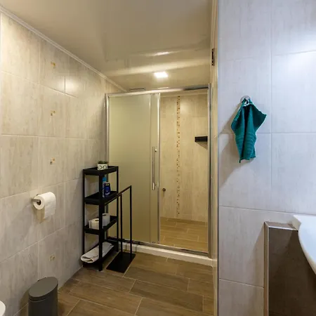 Appartement Center Apartment, Walk To & Sea Garden *