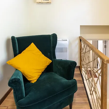 Center Apartment, Walk To & Sea Garden *