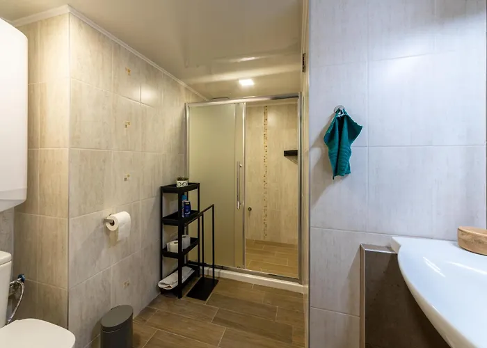 Apartment Center Apartment, Walk To & Sea Garden *