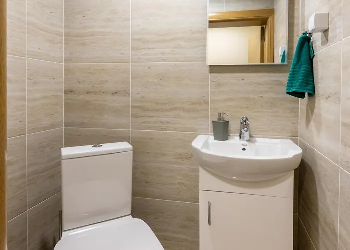 Center Apartment, Walk To & Sea Garden Apartment Varna